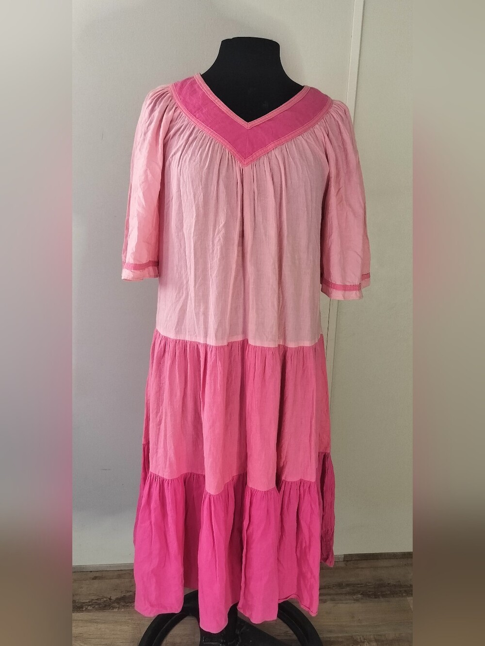 Pink Tiered V-Neck Women's Dress